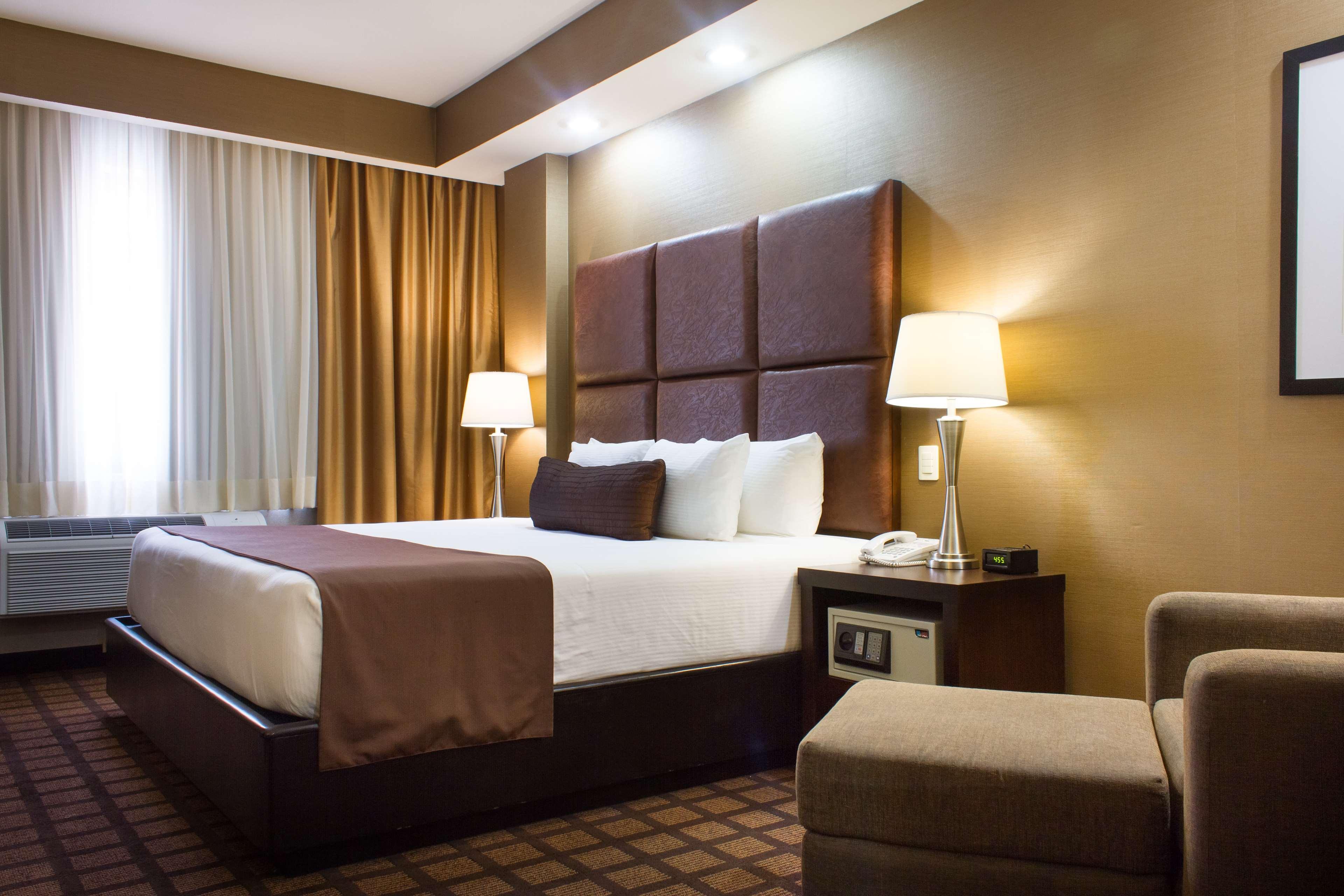 Best Western Premier Monterrey Aeropuerto Apodaca Eksteriør billede A typical hotel room