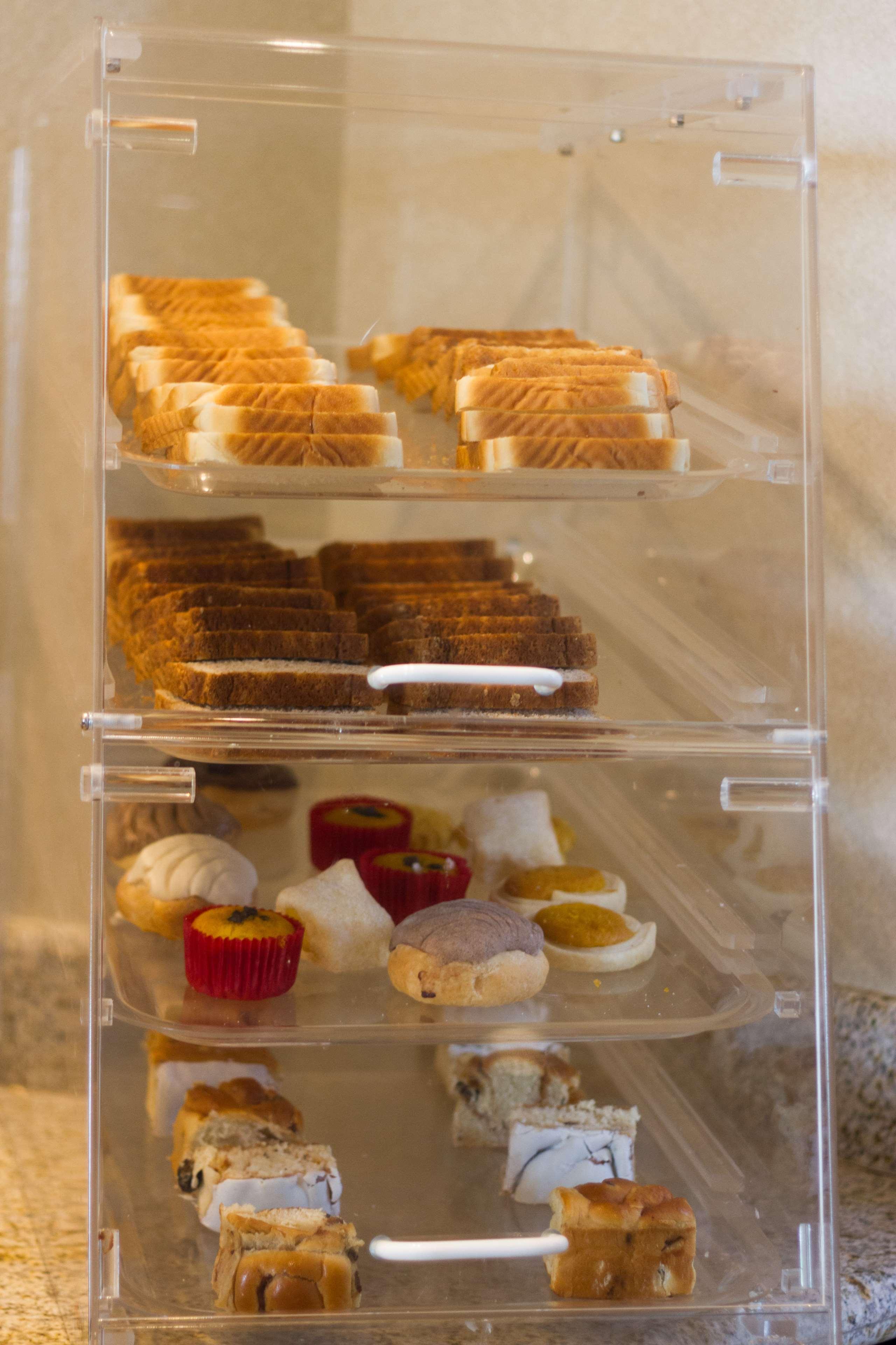 Best Western Premier Monterrey Aeropuerto Apodaca Eksteriør billede A display case
